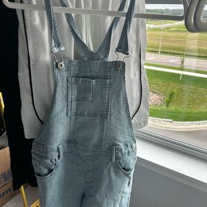 Stripped denim overalls